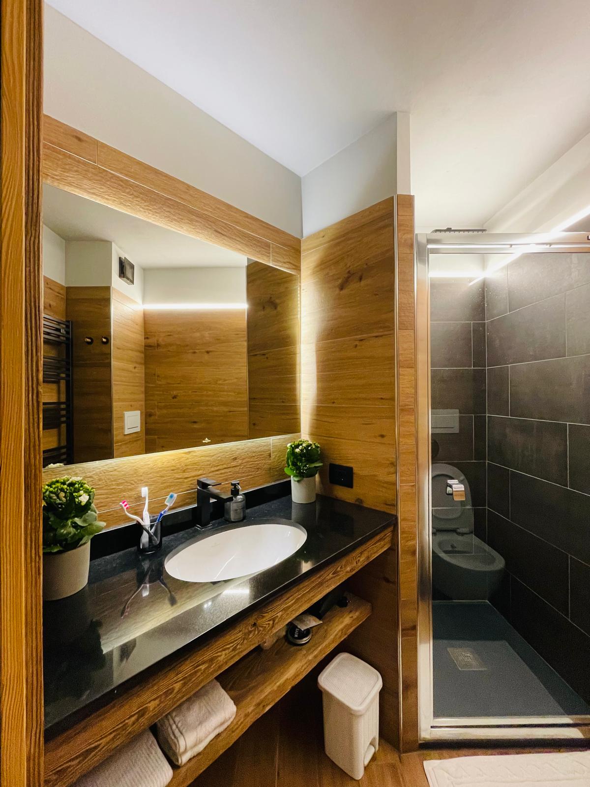 Bathroom basin and mirror
